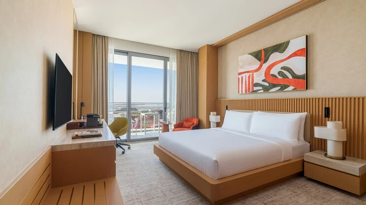 Deluxe King Waterpark View